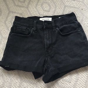 pacsun the shortie black denim shorts!